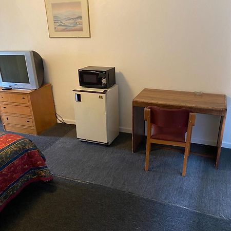 Tacoma Center Motel Экстерьер фото